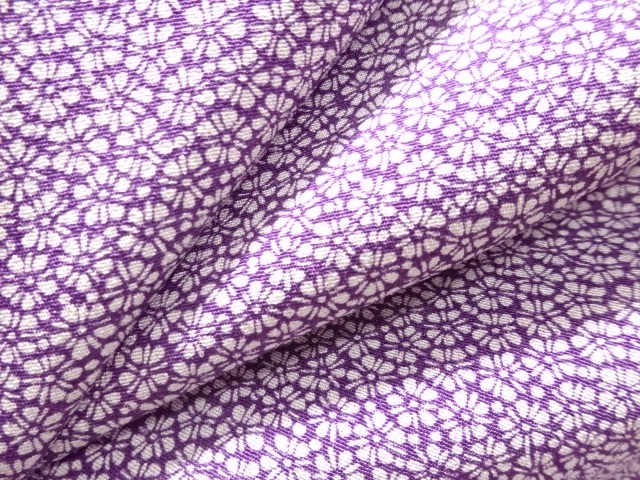  花模様小紋着物